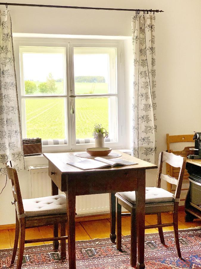 Historischer Pfarrhof Niederleierndorf Langquaid 외부 사진